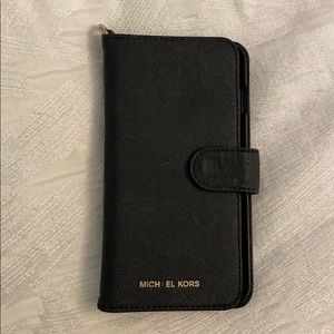 Michael Kors iPhone 8 Plus wallet case